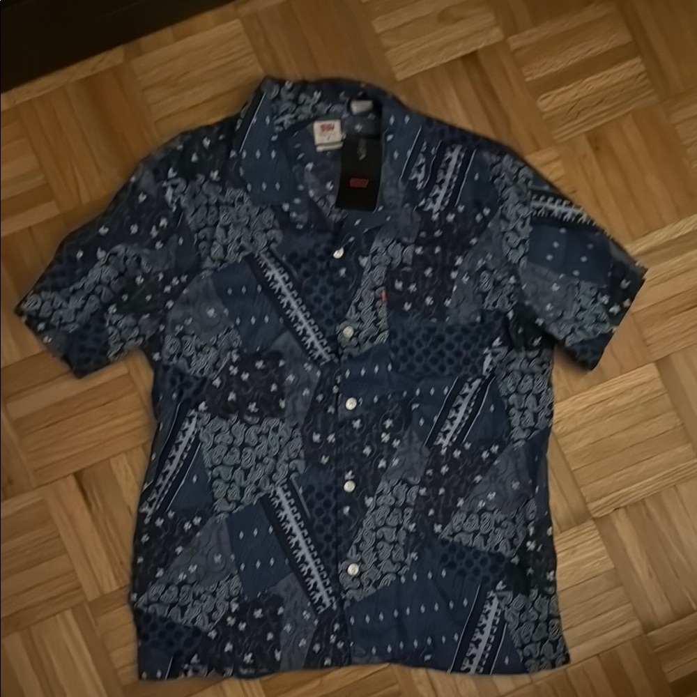 Levi's Men's Blue Patterned Shirt